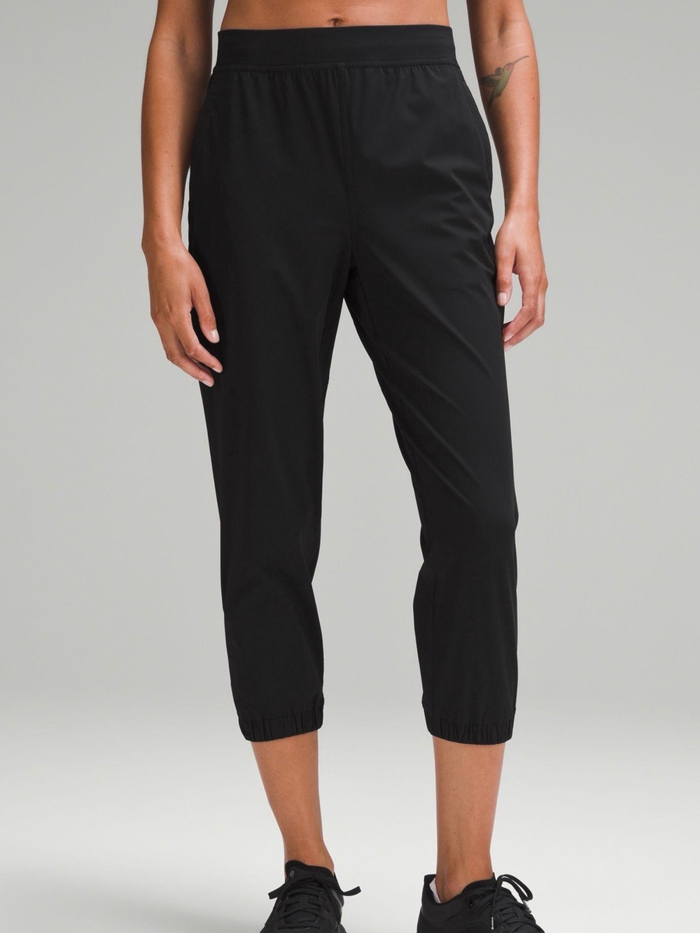Lululemon Adapted State High-Rise Cropped Jogger Black Size 8